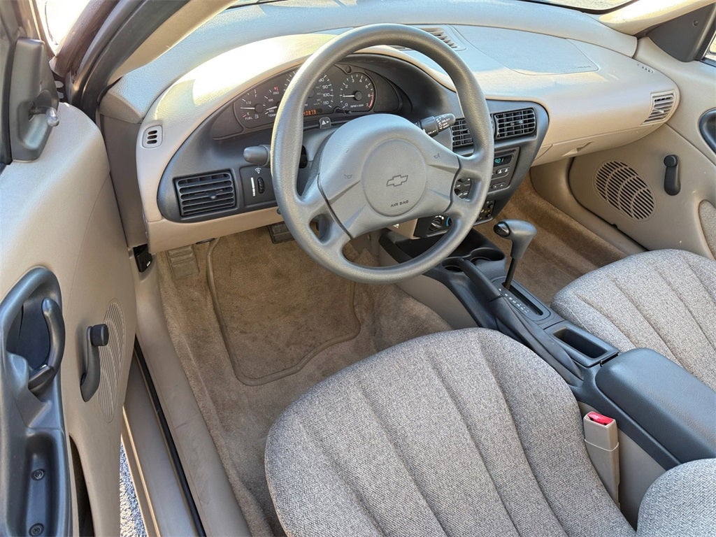 2003 Chevrolet Cavalier Base