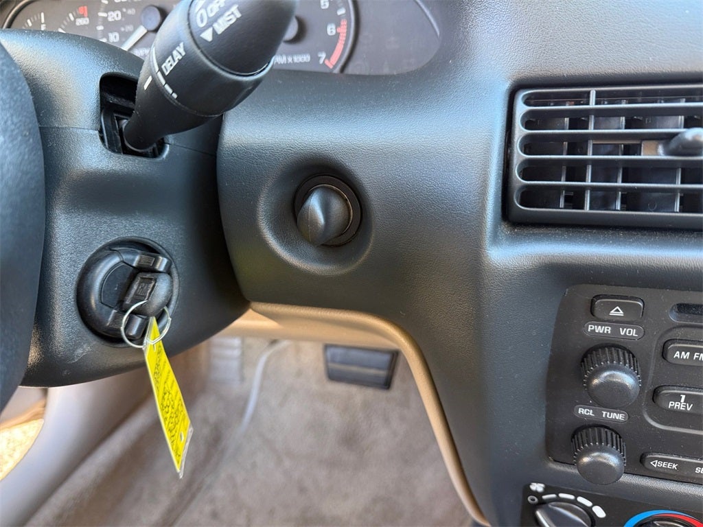 2003 Chevrolet Cavalier Base