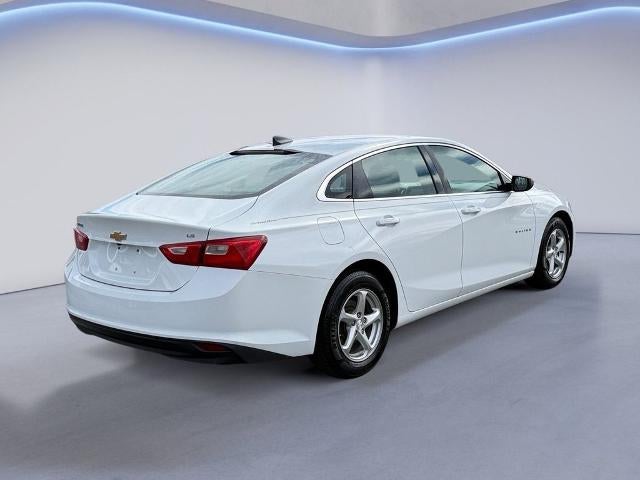 2016 Chevrolet Malibu LS 1LS