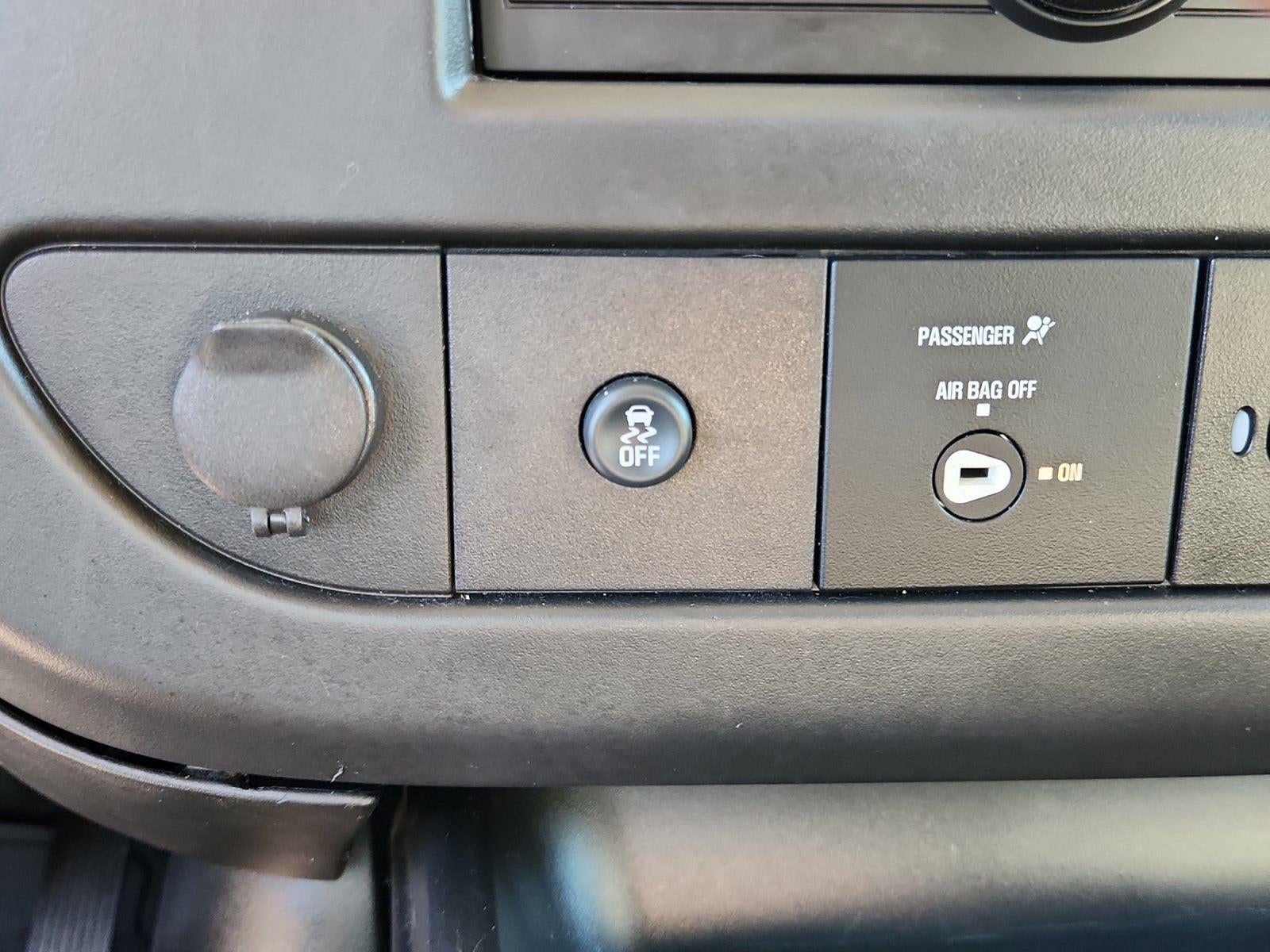 2017 Chevrolet Express Passenger LT