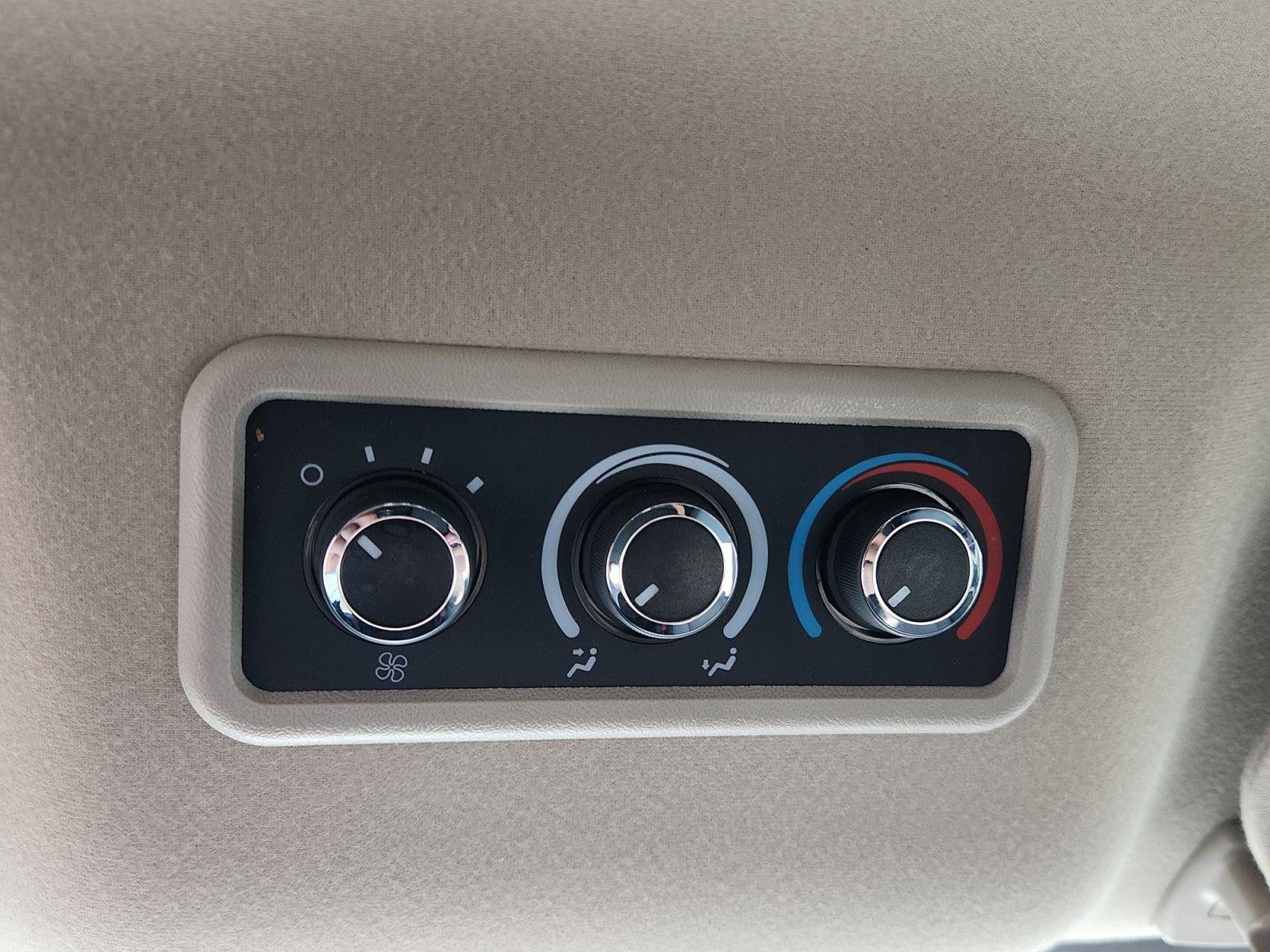 2017 Chevrolet Express Passenger LT