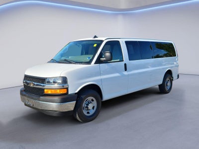 2017 Chevrolet Express Passenger LT