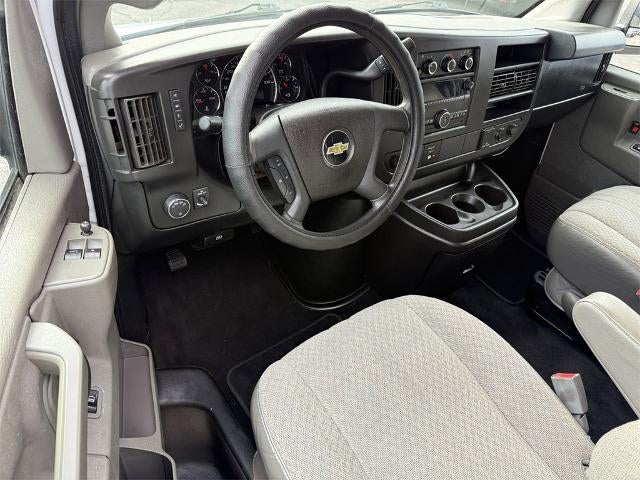 2017 Chevrolet Express 3500 LT Passenger