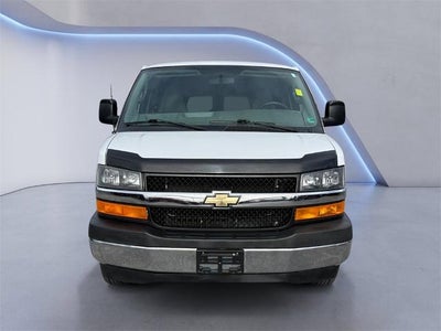 2017 Chevrolet Express 3500 LT Passenger