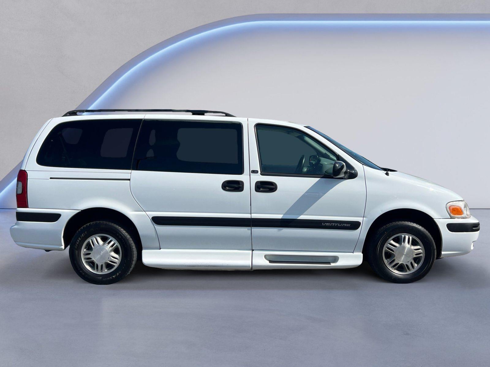 2004 Chevrolet Venture LS w/Y3G Mobility