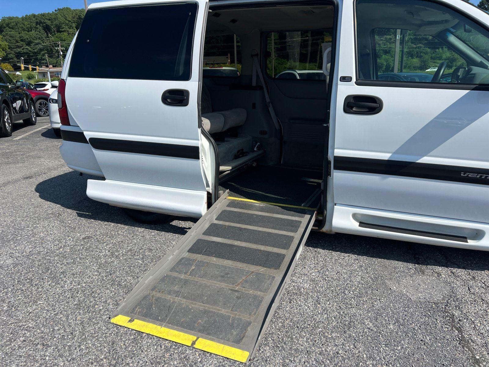 2004 Chevrolet Venture LS w/Y3G Mobility