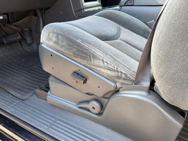 2003 Chevrolet Silverado 1500 LS