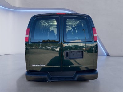 2005 Chevrolet Express Van G3500 Base
