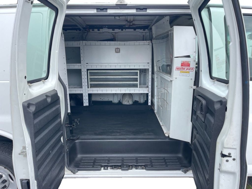2010 Chevrolet Express 2500 Work Van Cargo