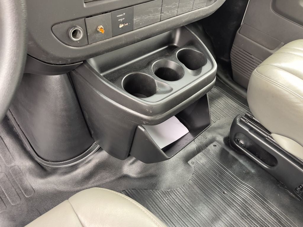 2010 Chevrolet Express 2500 Work Van Cargo