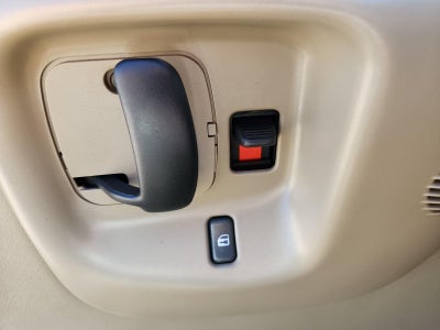 2001 Chevrolet Express Van Base