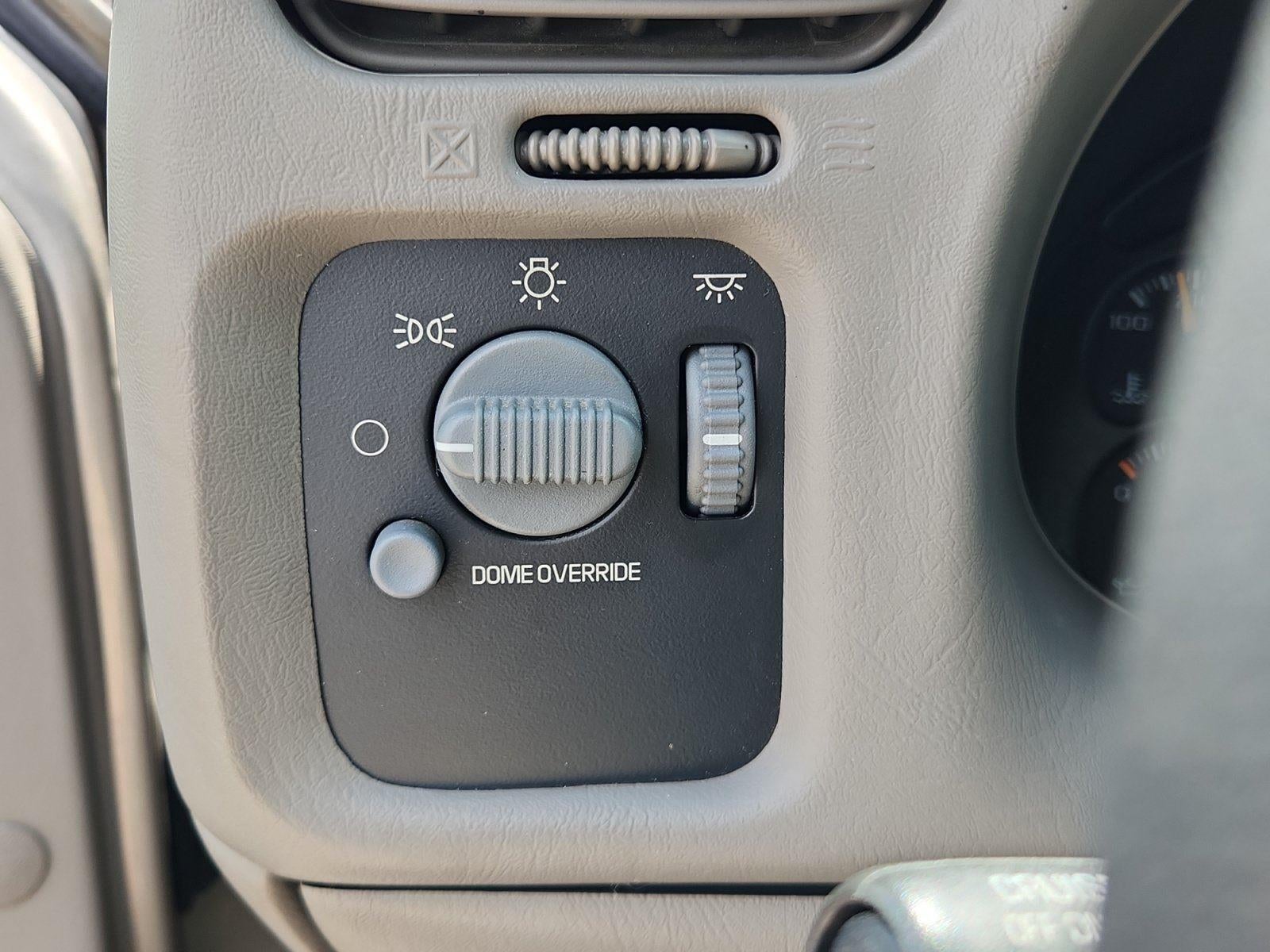 1999 GMC Sonoma SLS