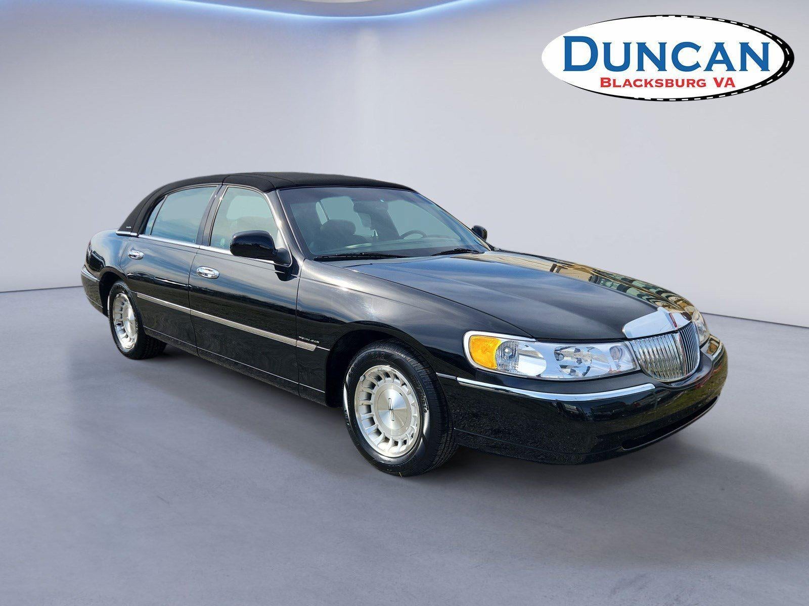 1998 Lincoln Town Car Executive