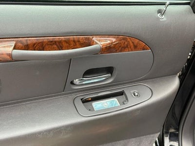 1998 Lincoln Town Car Executive