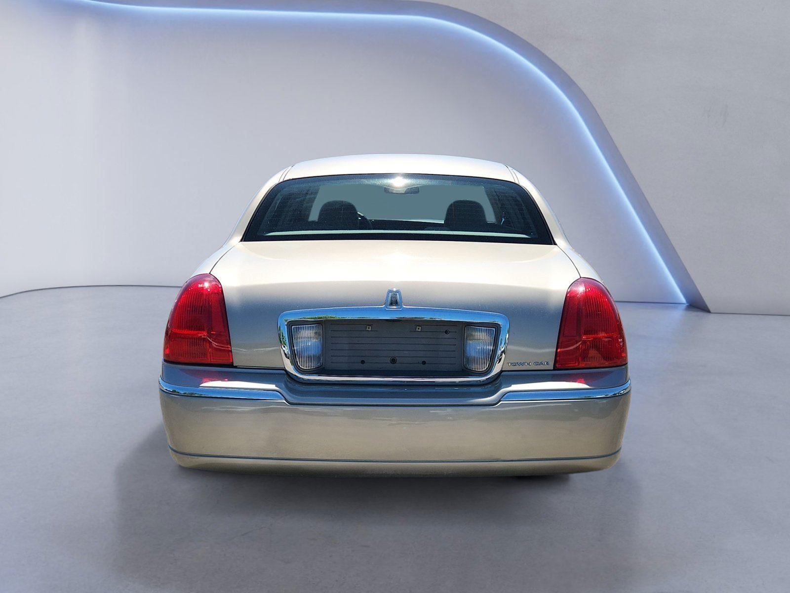 2007 Lincoln Town Car Signature