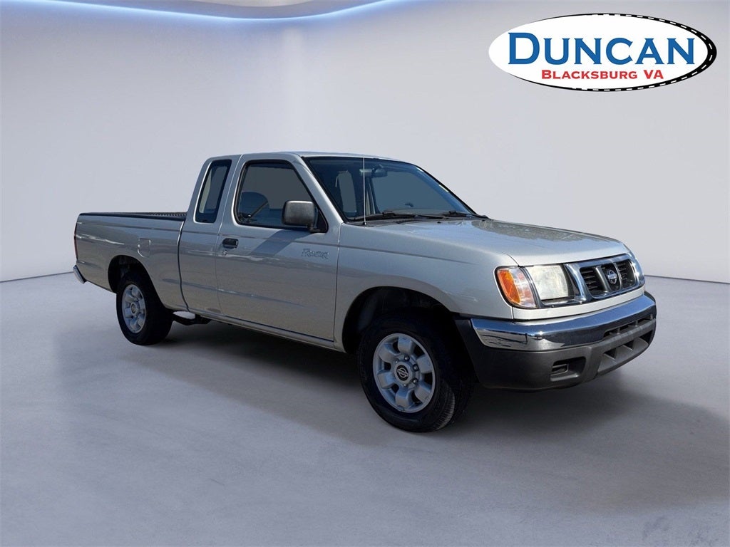 1998 Nissan Frontier XE
