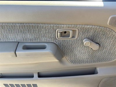 1998 Nissan Frontier XE