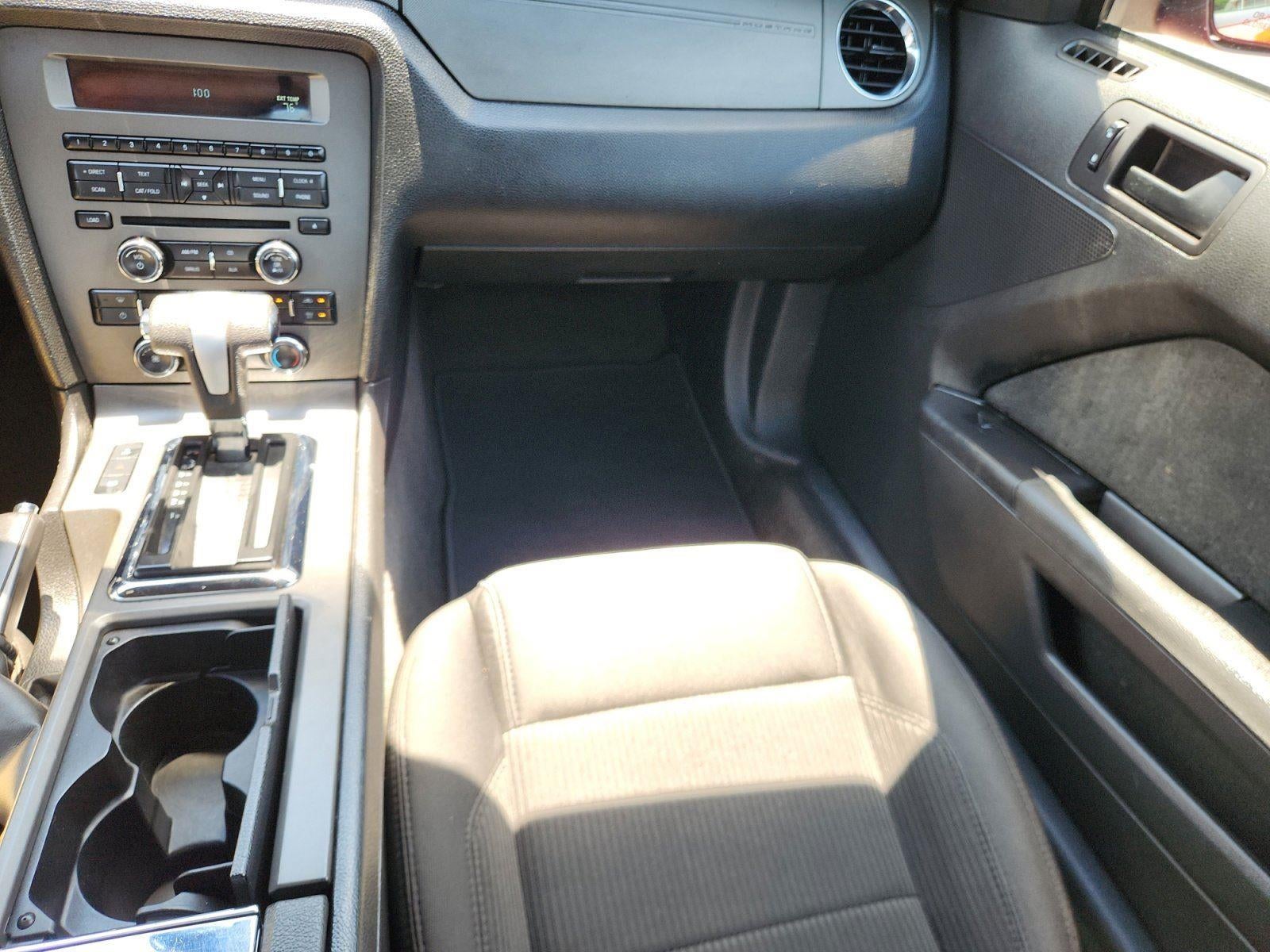 2012 Ford Mustang V6