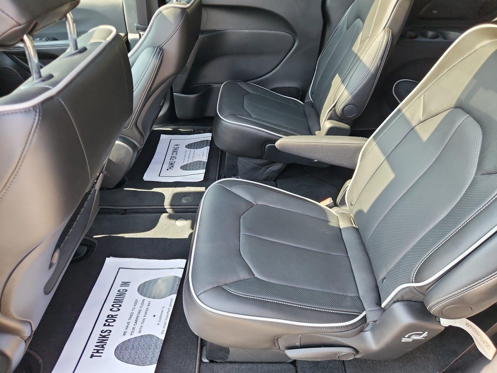 2027 Chrysler Pacifica Limited