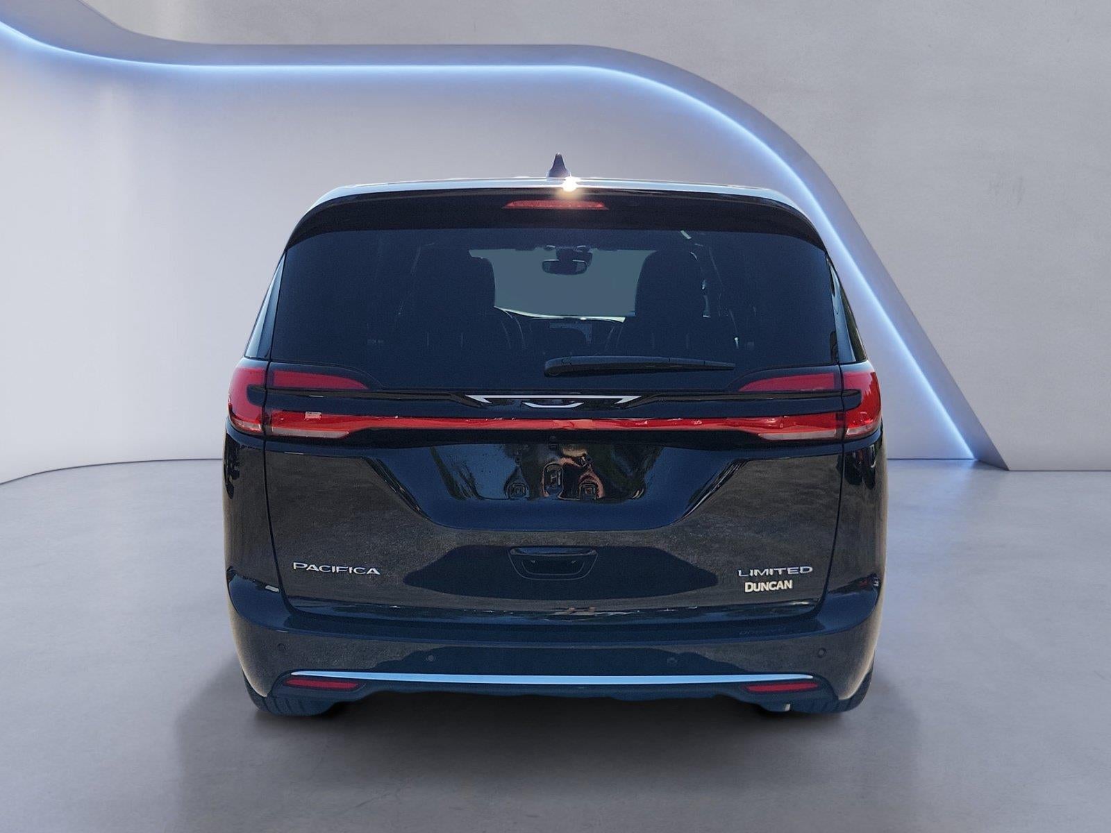 2027 Chrysler Pacifica Limited