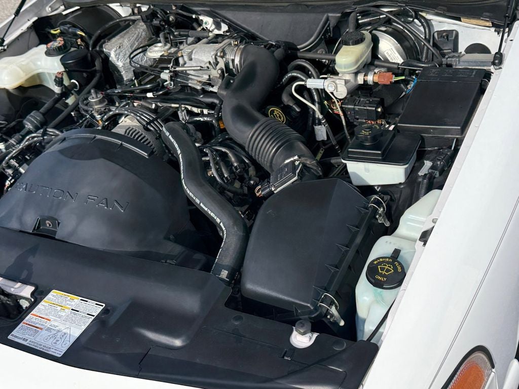 1997 Ford Crown Victoria Base