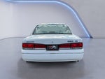 1997 Ford Crown Victoria Base