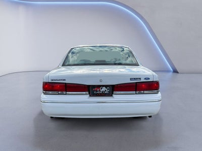 1997 Ford Crown Victoria Base