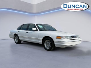 1997 Ford Crown Victoria STD