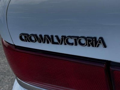 1997 Ford Crown Victoria Base