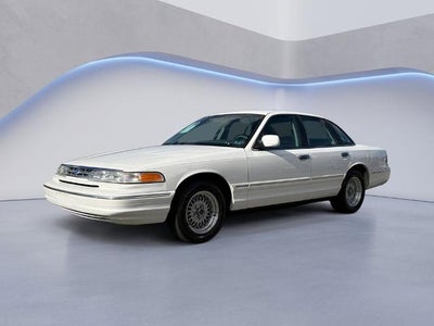 1997 Ford Crown Victoria Base