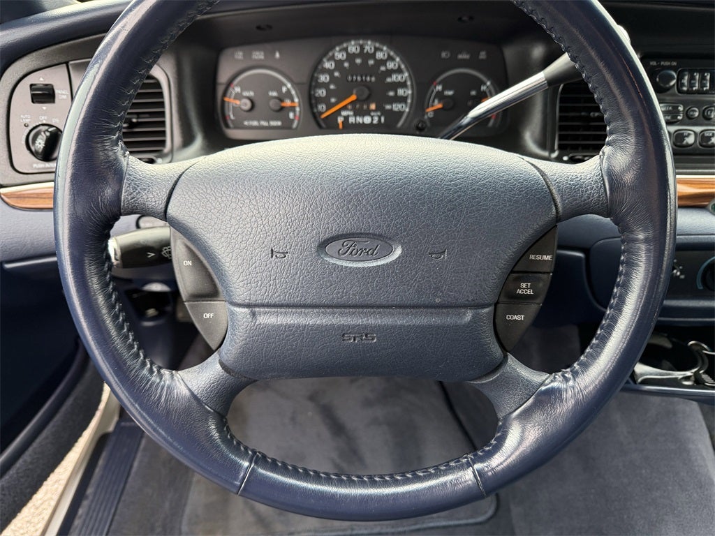 1996 Ford Crown Victoria LX