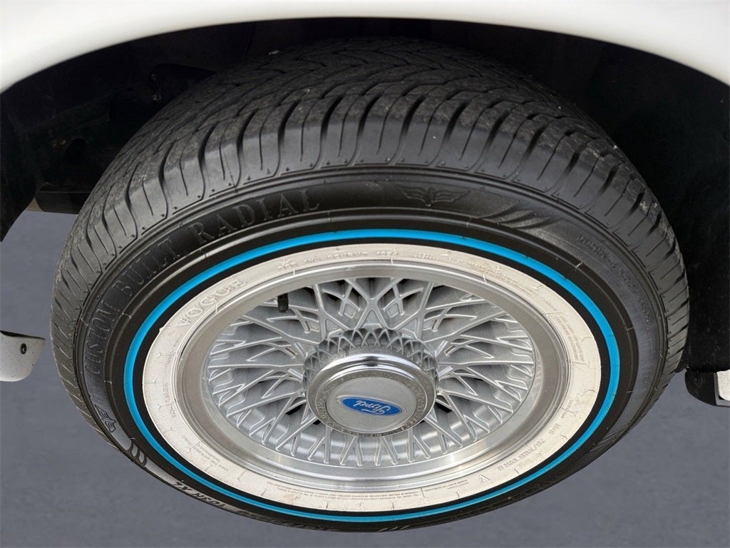 1996 Ford Crown Victoria LX