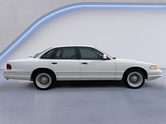 1996 Ford Crown Victoria LX