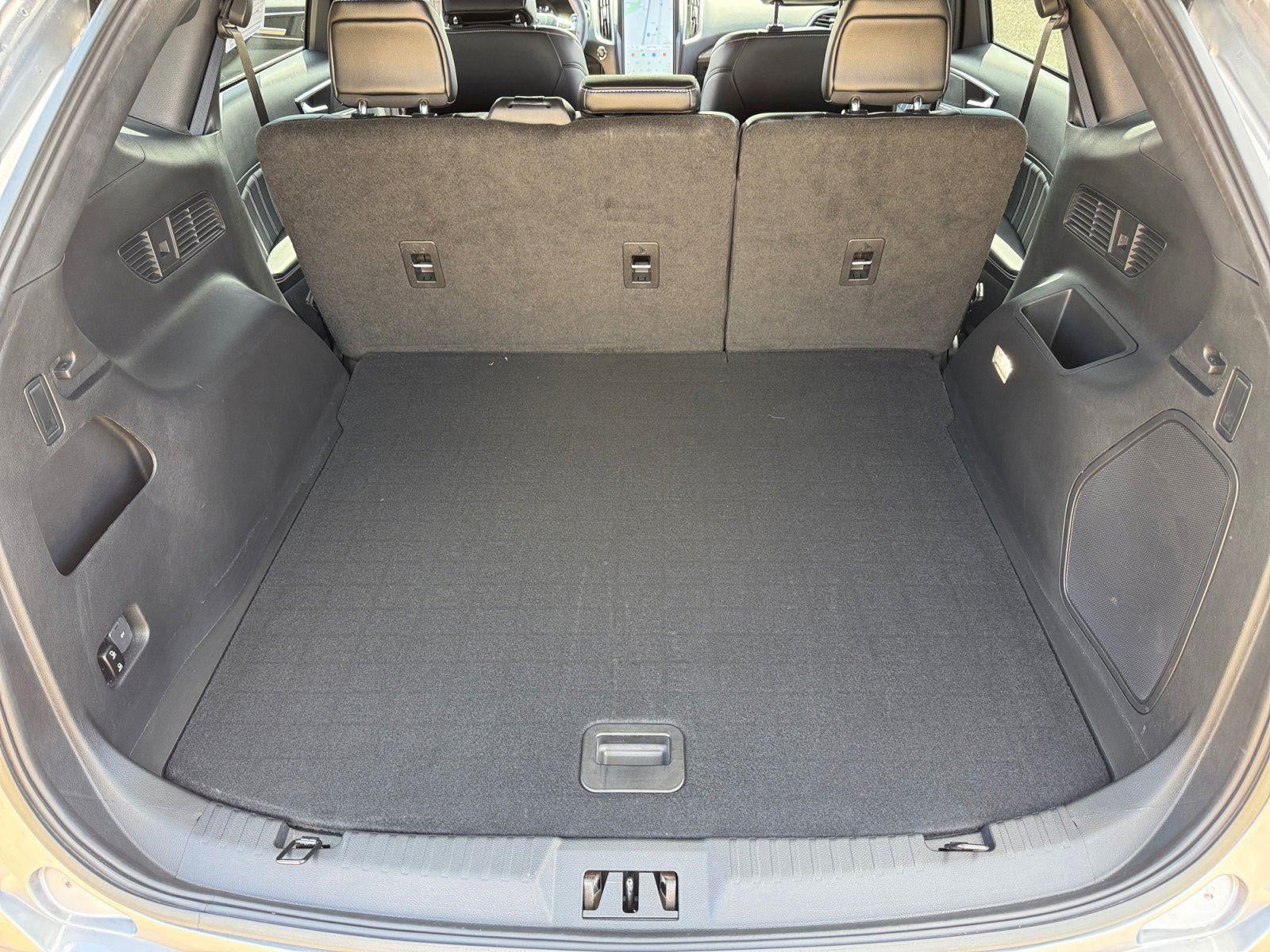 2023 Ford Edge ST