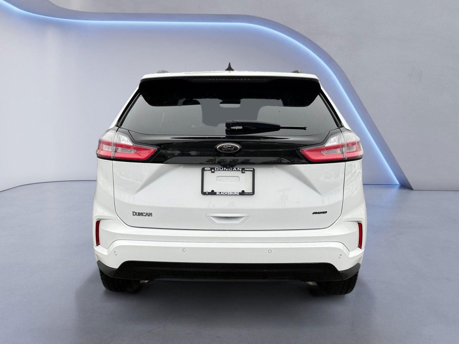 2022 Ford Edge SE