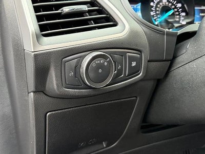 2022 Ford Edge SE