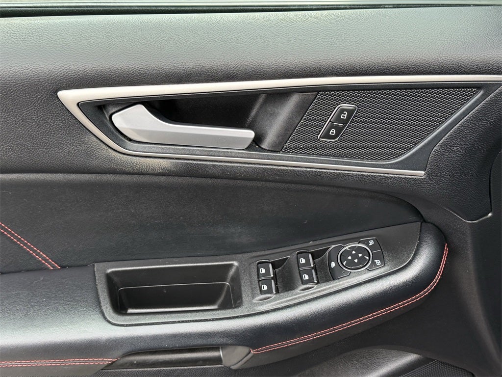 2021 Ford Edge ST Line