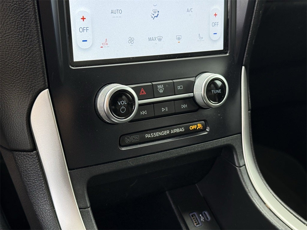 2021 Ford Edge ST Line