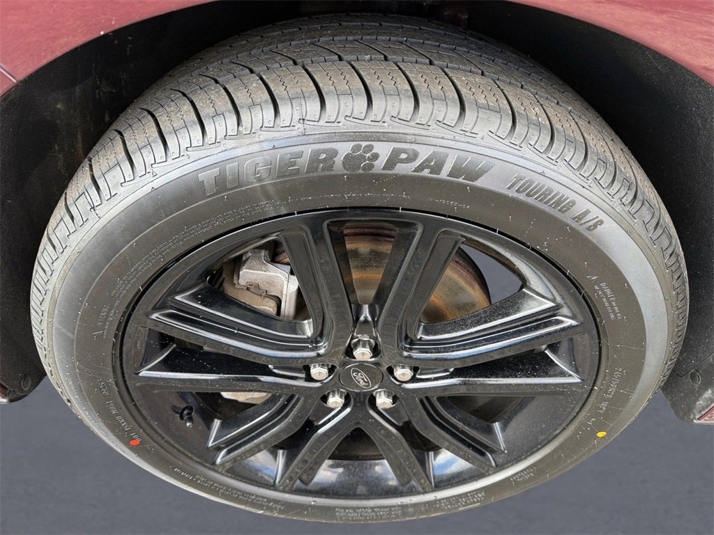 2021 Ford Edge ST Line