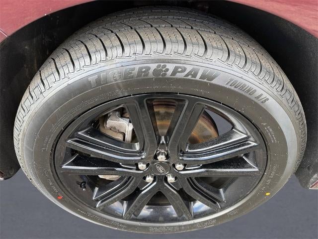 2021 Ford Edge ST Line