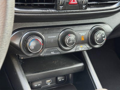 2022 Kia Forte FE