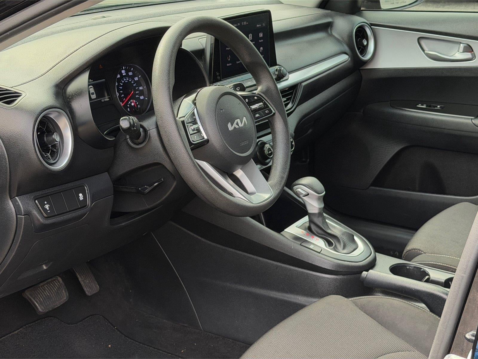 2022 Kia Forte FE
