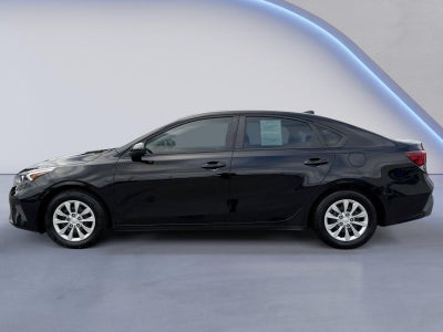 2022 Kia Forte FE