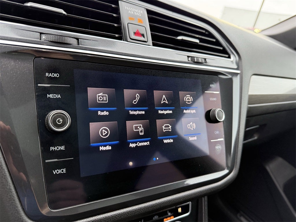 2021 Volkswagen Tiguan 2.0T SE R-Line Black