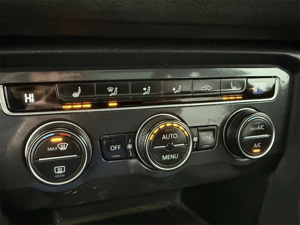 2021 Volkswagen Tiguan 2.0T SE R-Line Black