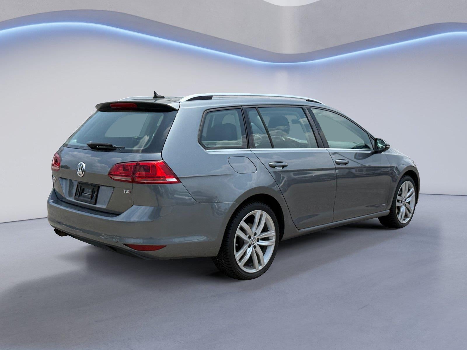 2017 Volkswagen GOLF Base