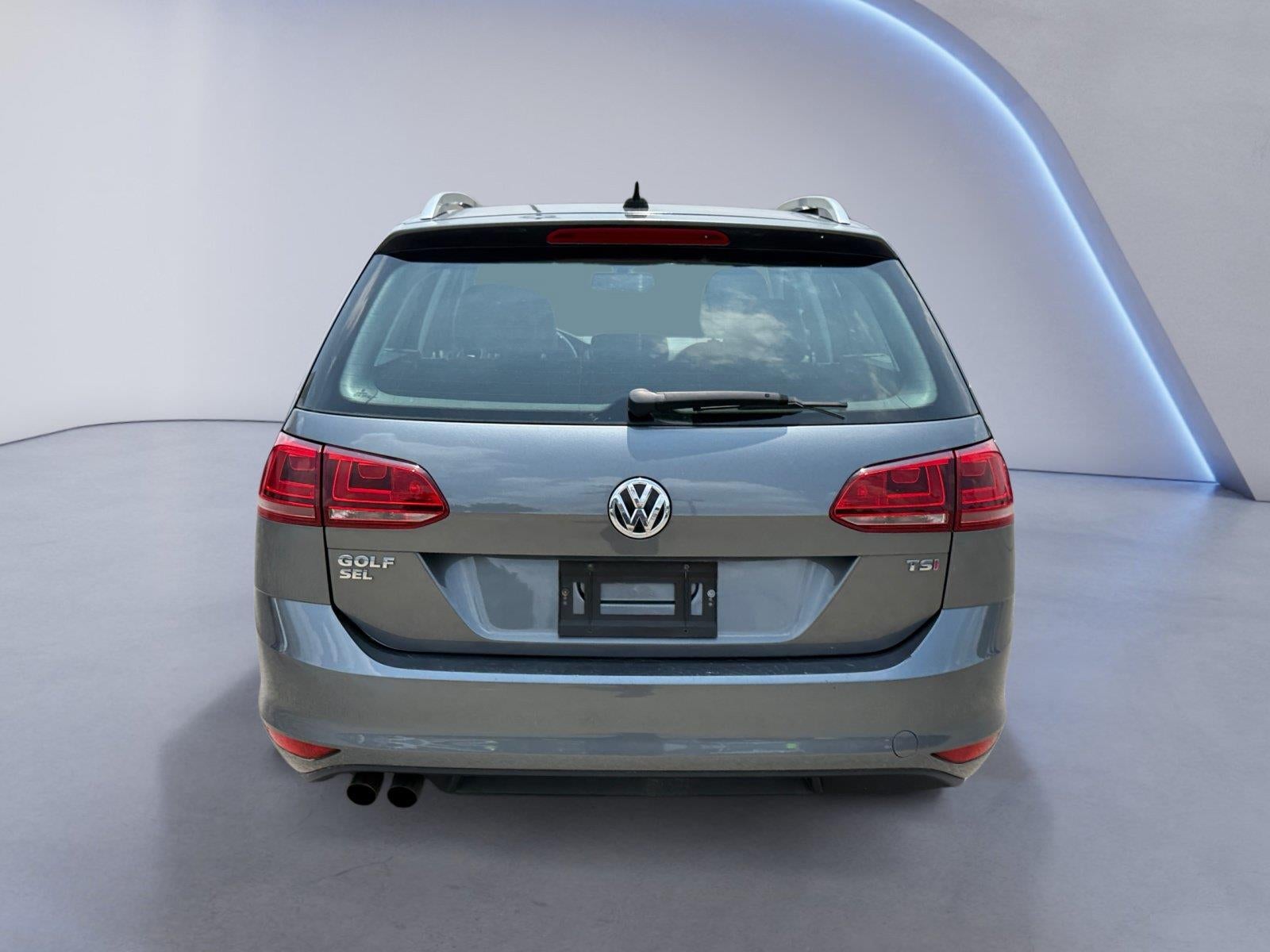 2017 Volkswagen GOLF Base