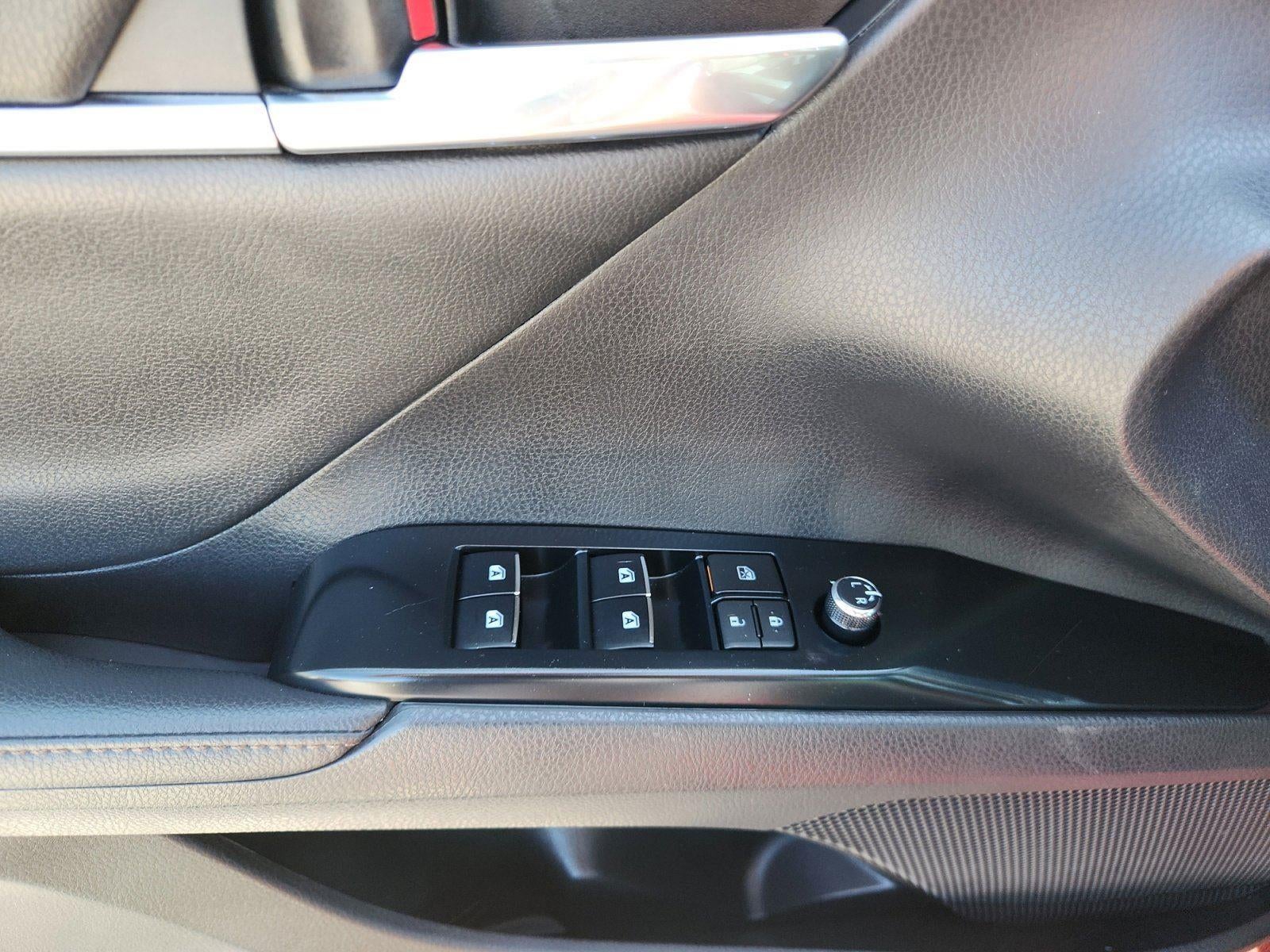 2019 Toyota Camry XLE