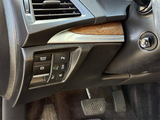 2017 Acura MDX 3.5L SH-AWD w/Advance Package