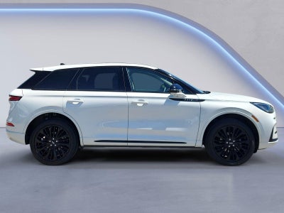 2023 Lincoln Corsair Standard